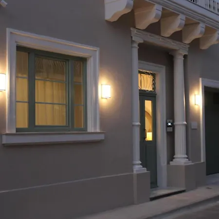 North By Petitchic 3*