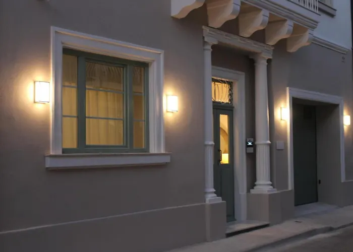 North By Petitchic 3*